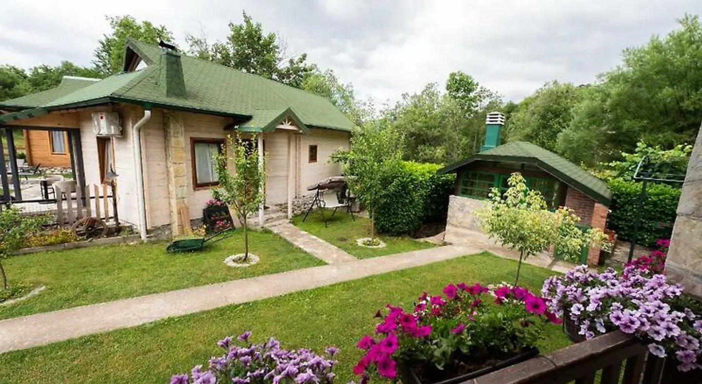 Rooms and Apartments Mirovi' EXTERIOR