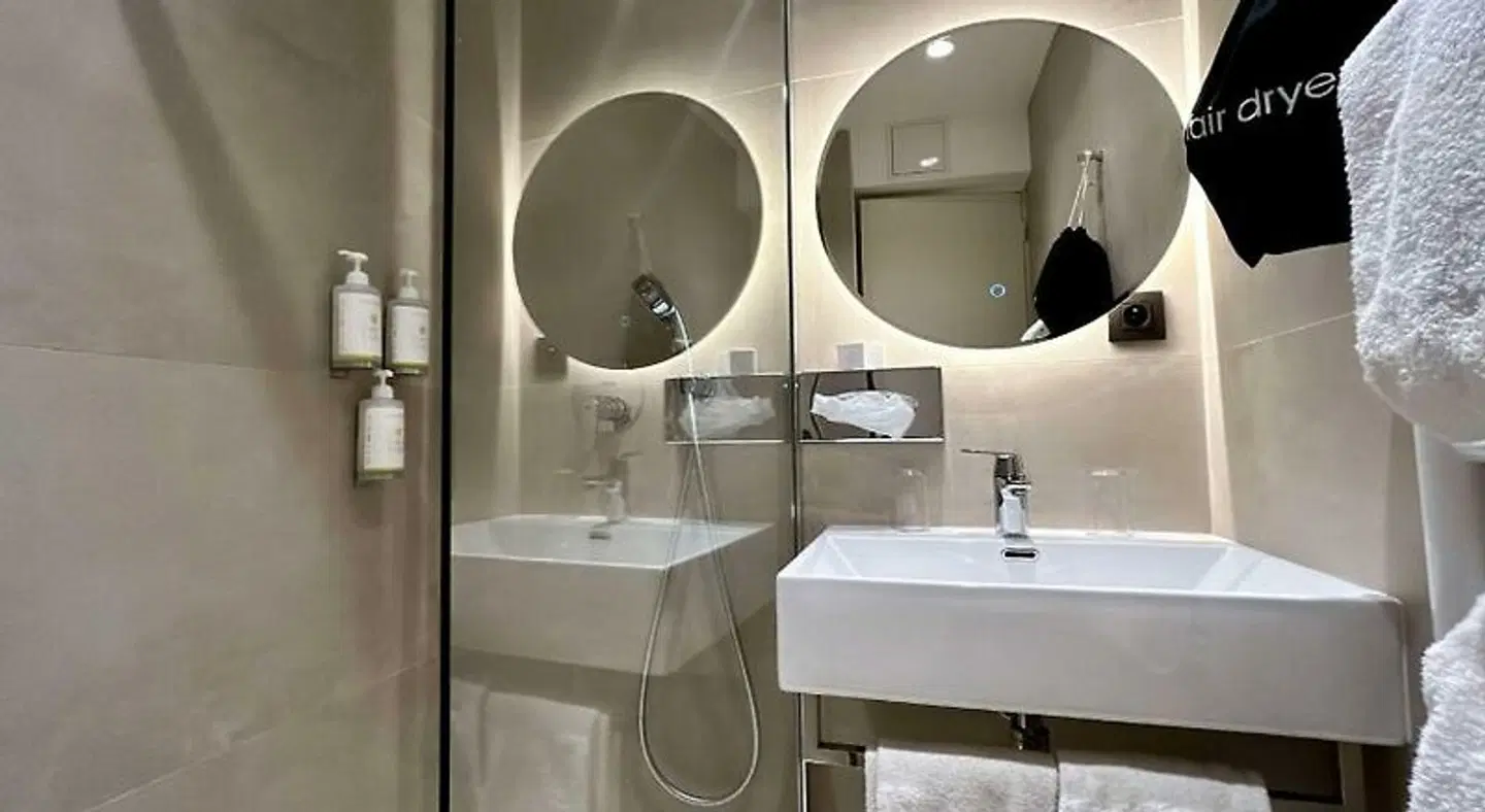 Best Western Plus Au Grand Saint Jean Badezimmer