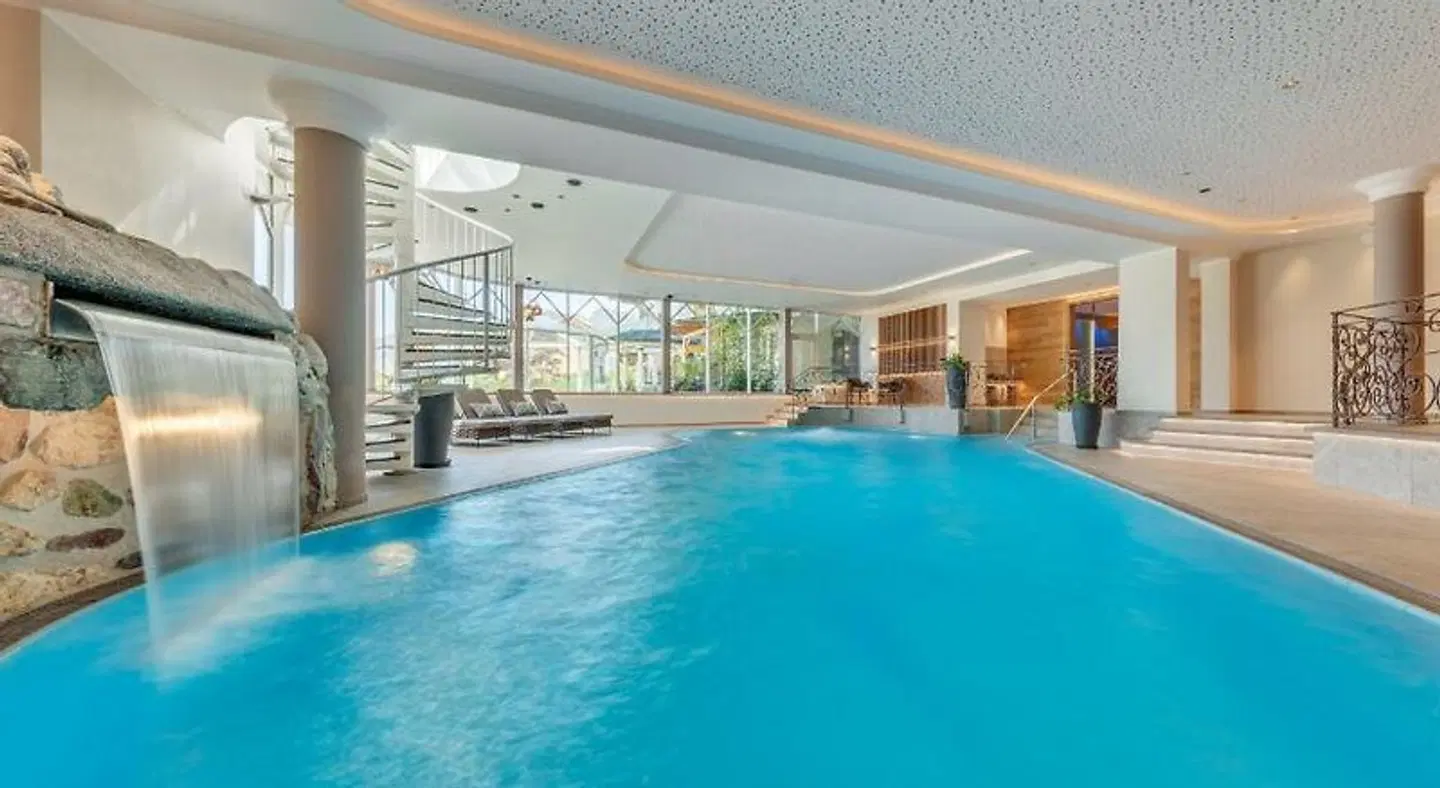 Apparthotel Talhof Hallenbad