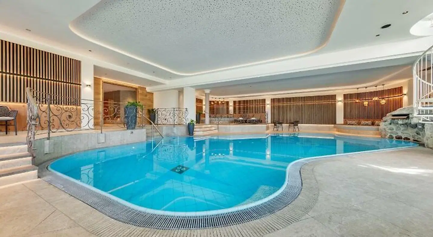 Apparthotel Talhof Hallenbad