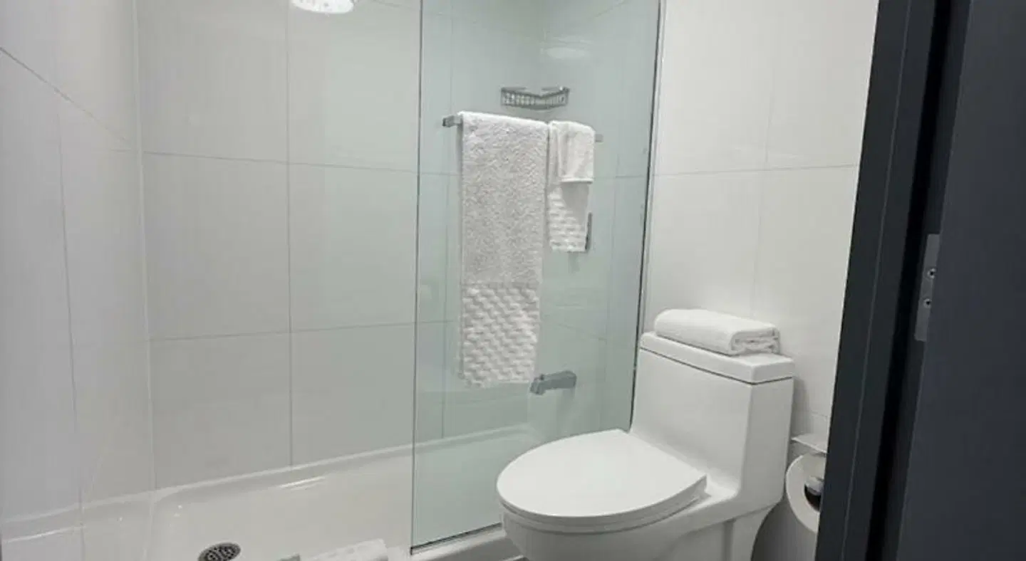 Best Western Laval-Montreal Badezimmer