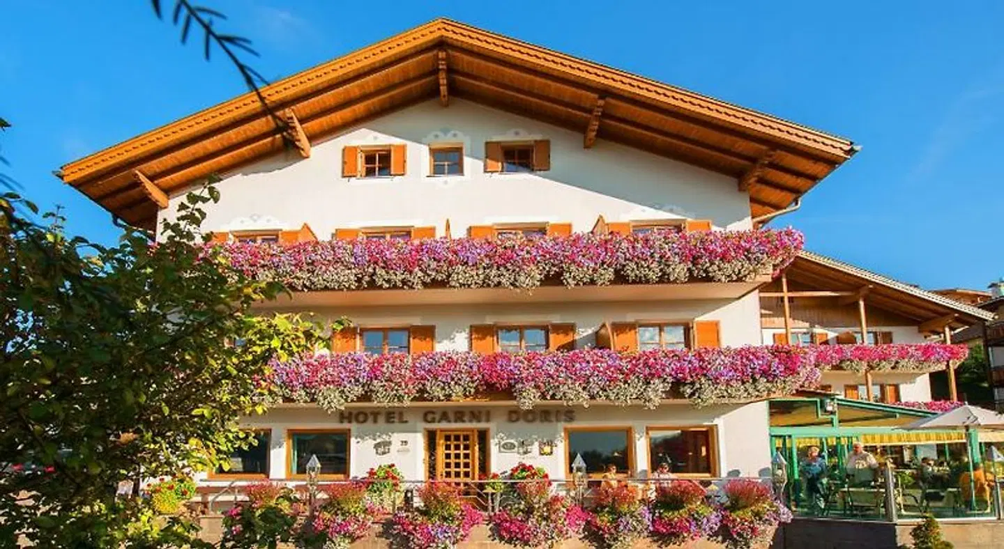Hotel Garni Doris EXTERIOR