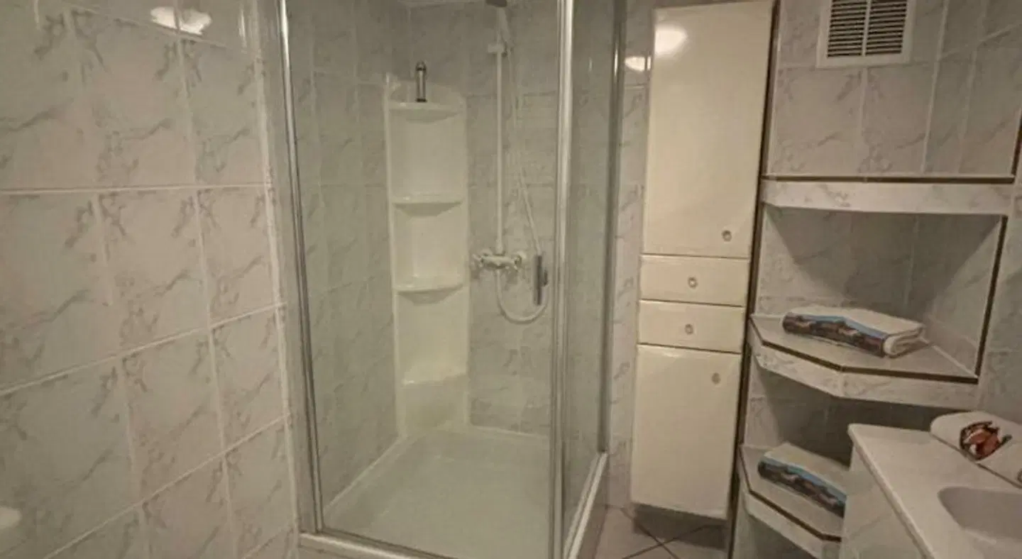 Western-Inn Badezimmer