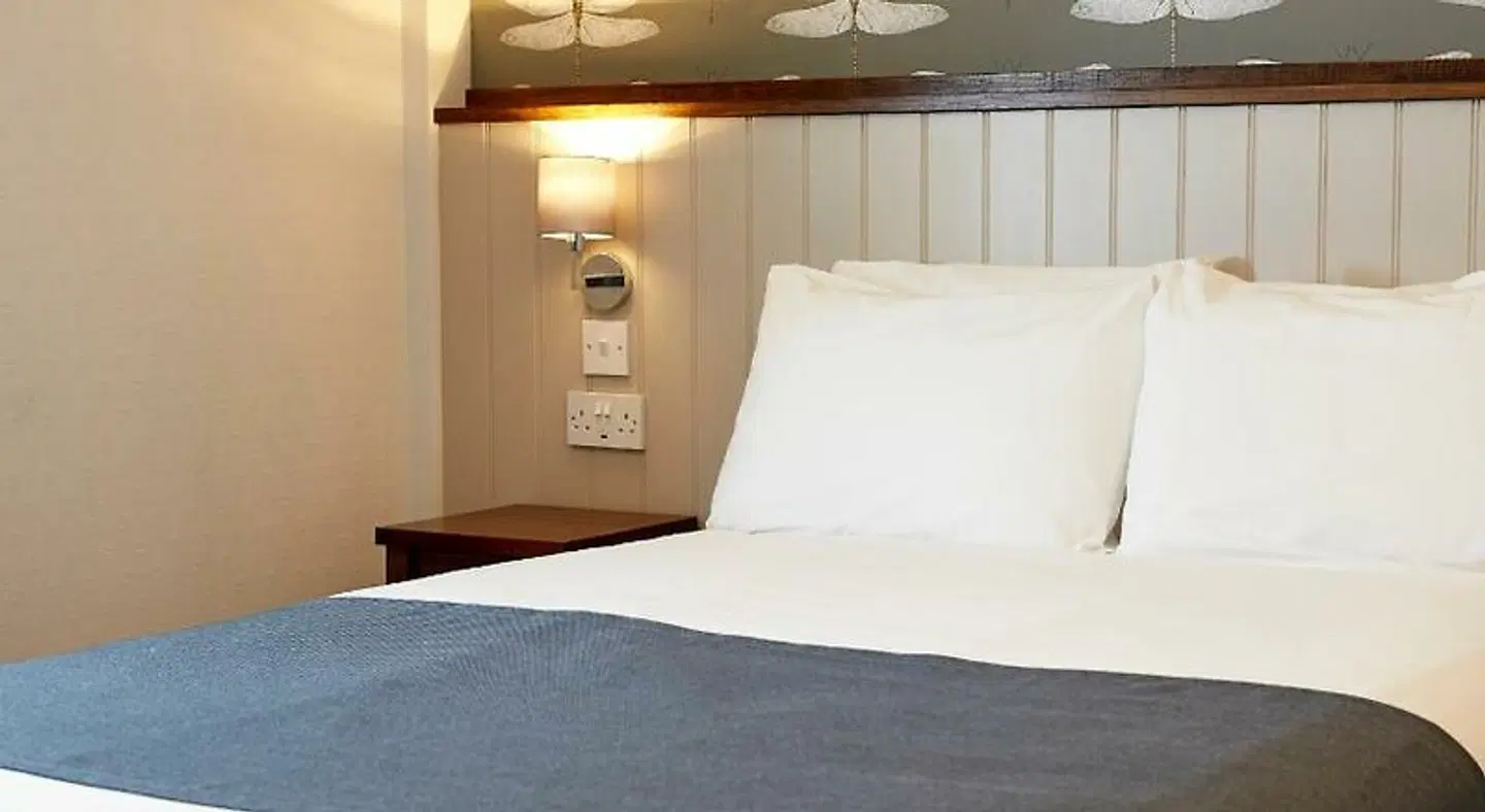 Oaklands by Greene King Inns ROOM_EXAMPLE
