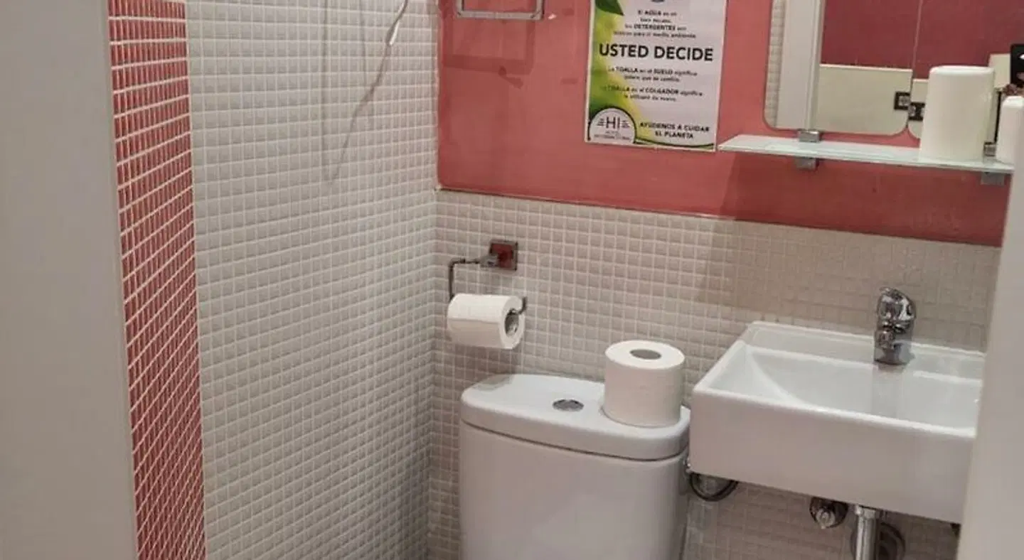 Hostal Inn Madrid Badezimmer