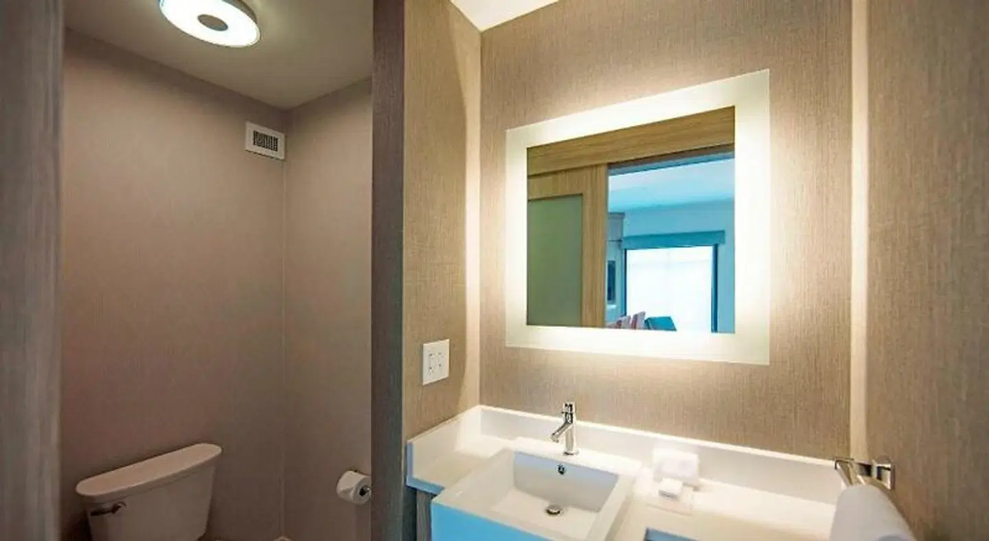 SpringHill Suites by Marriott Athens Downtown/University Area Badezimmer
