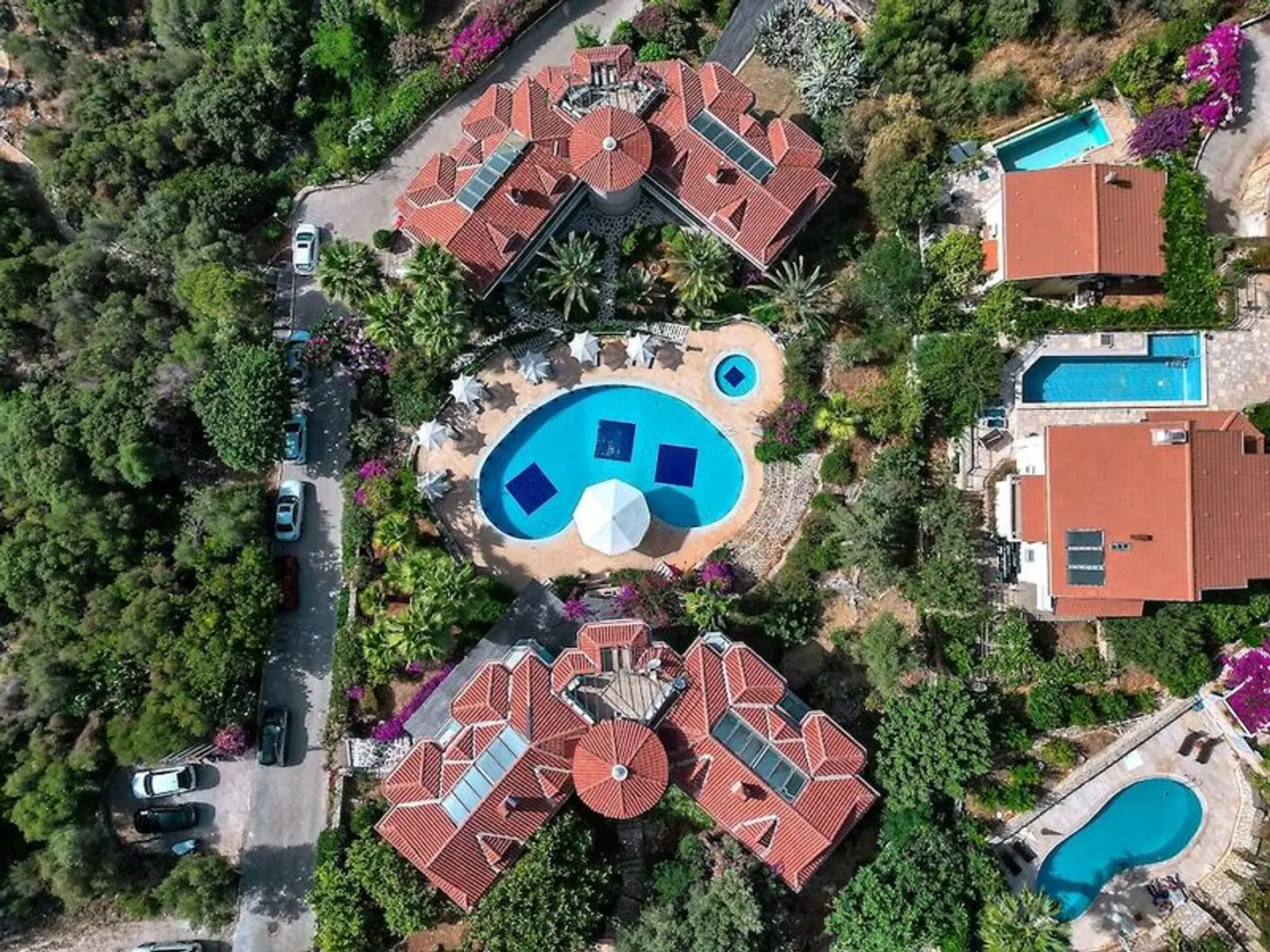 Aquarius Hotel LANDSCAPE