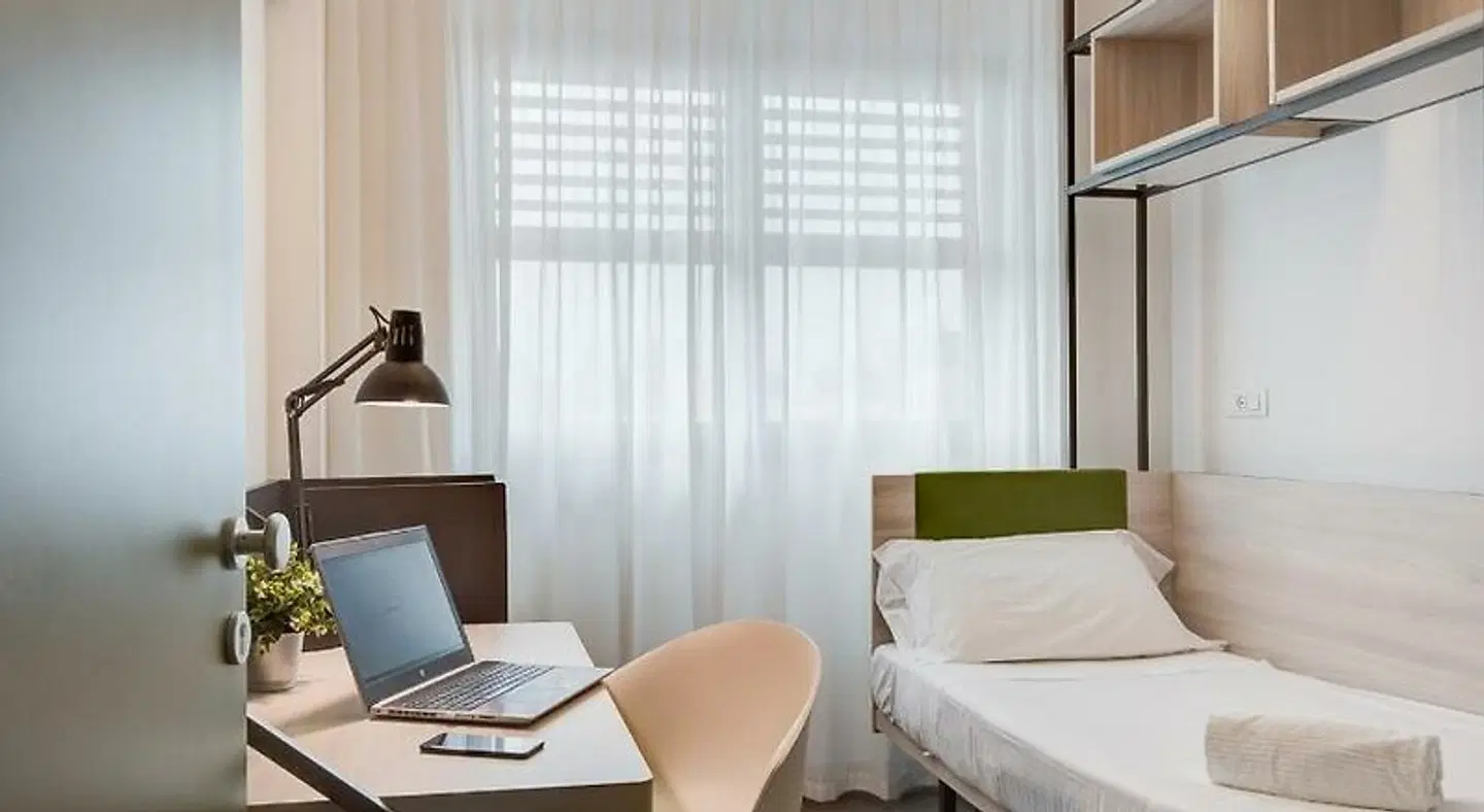 Camplus Guest Roma ROOM_EXAMPLE