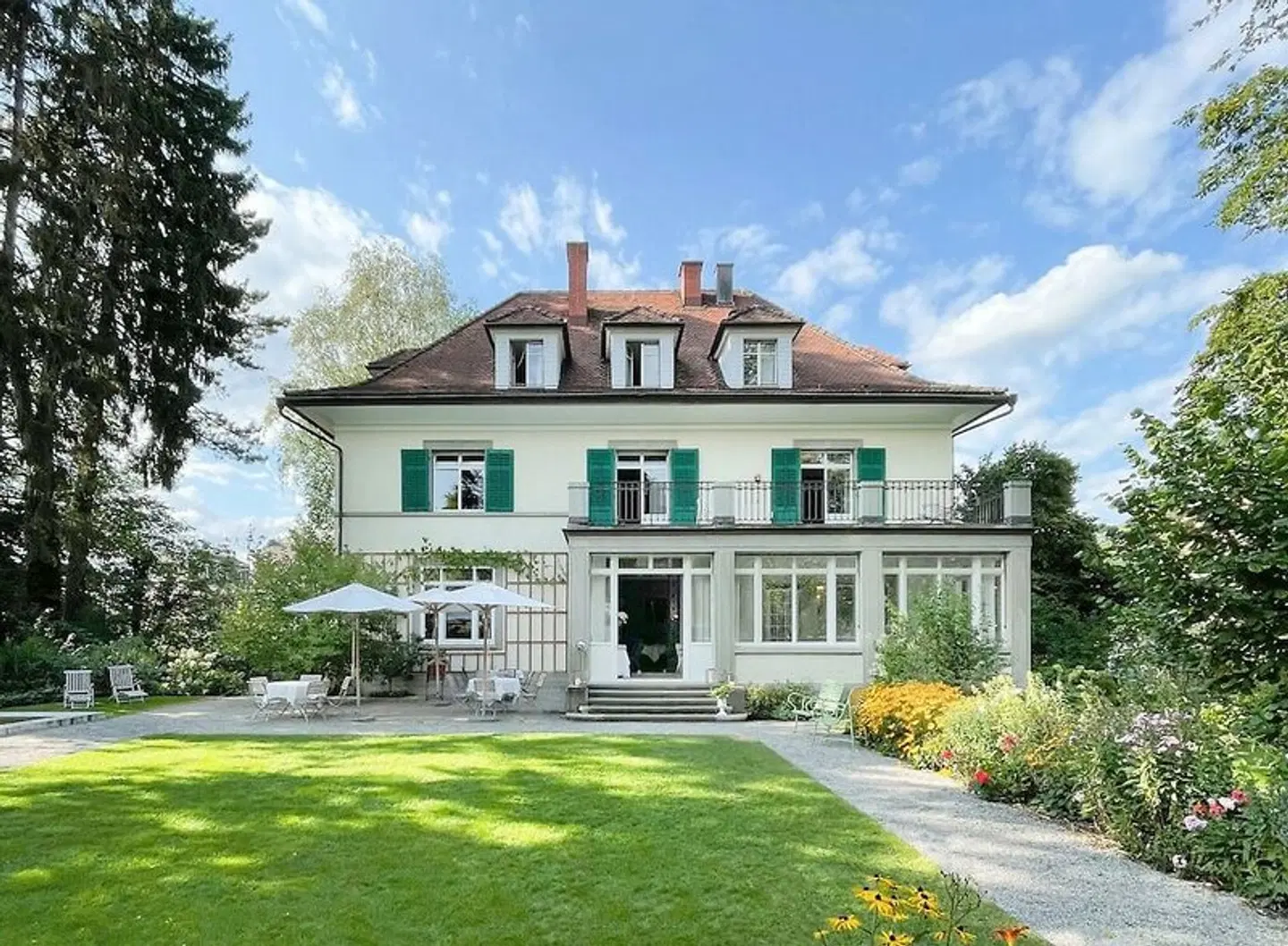 Signau House & Garden EXTERIOR