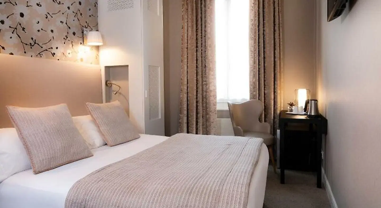 Emeraude Plaza Etoile ROOM_EXAMPLE