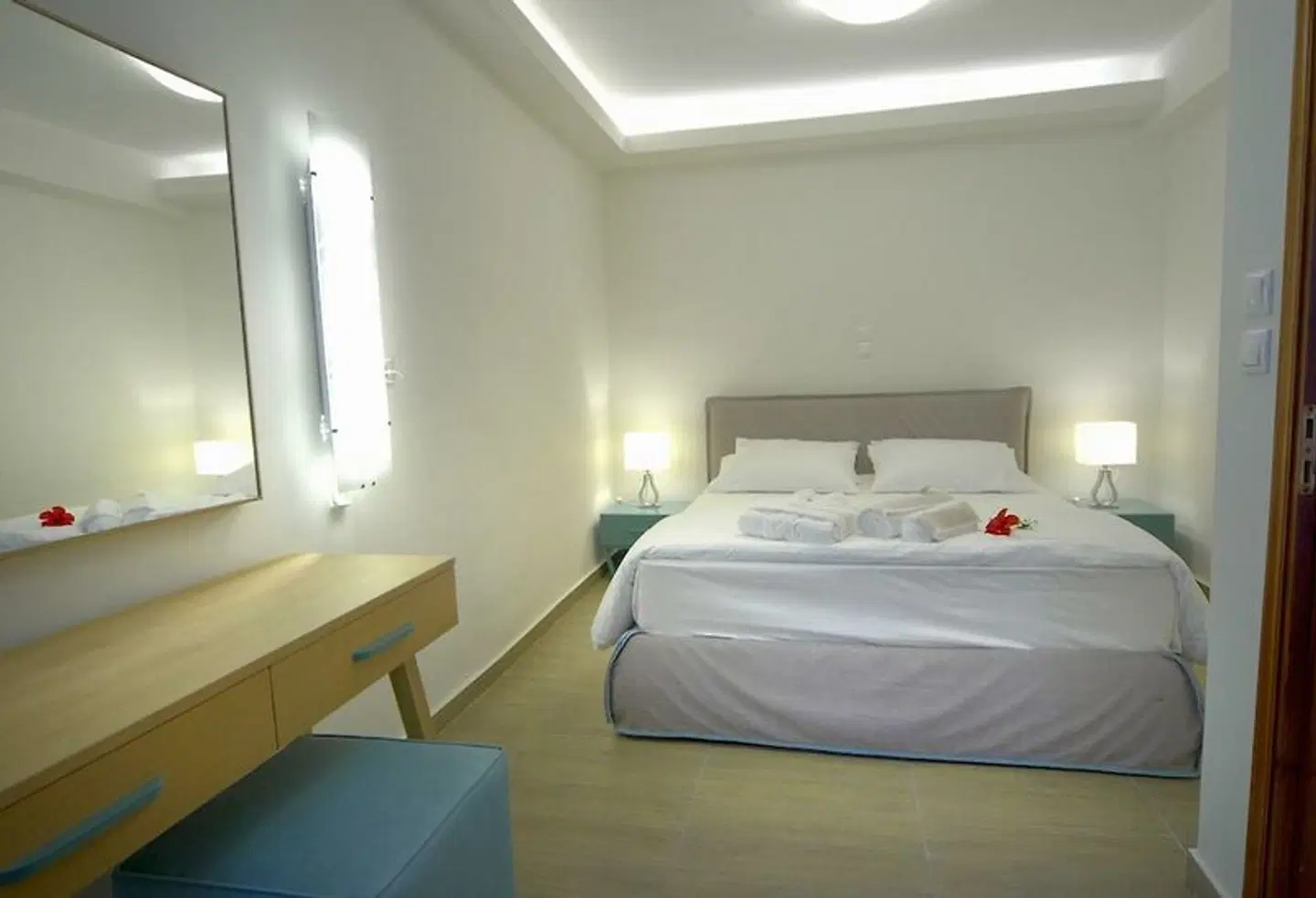 Blue Horizon Suites ROOM_EXAMPLE