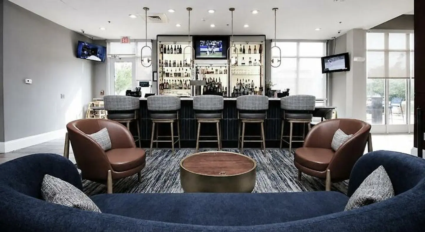 Holiday Inn Rock Hill by IHG Bar