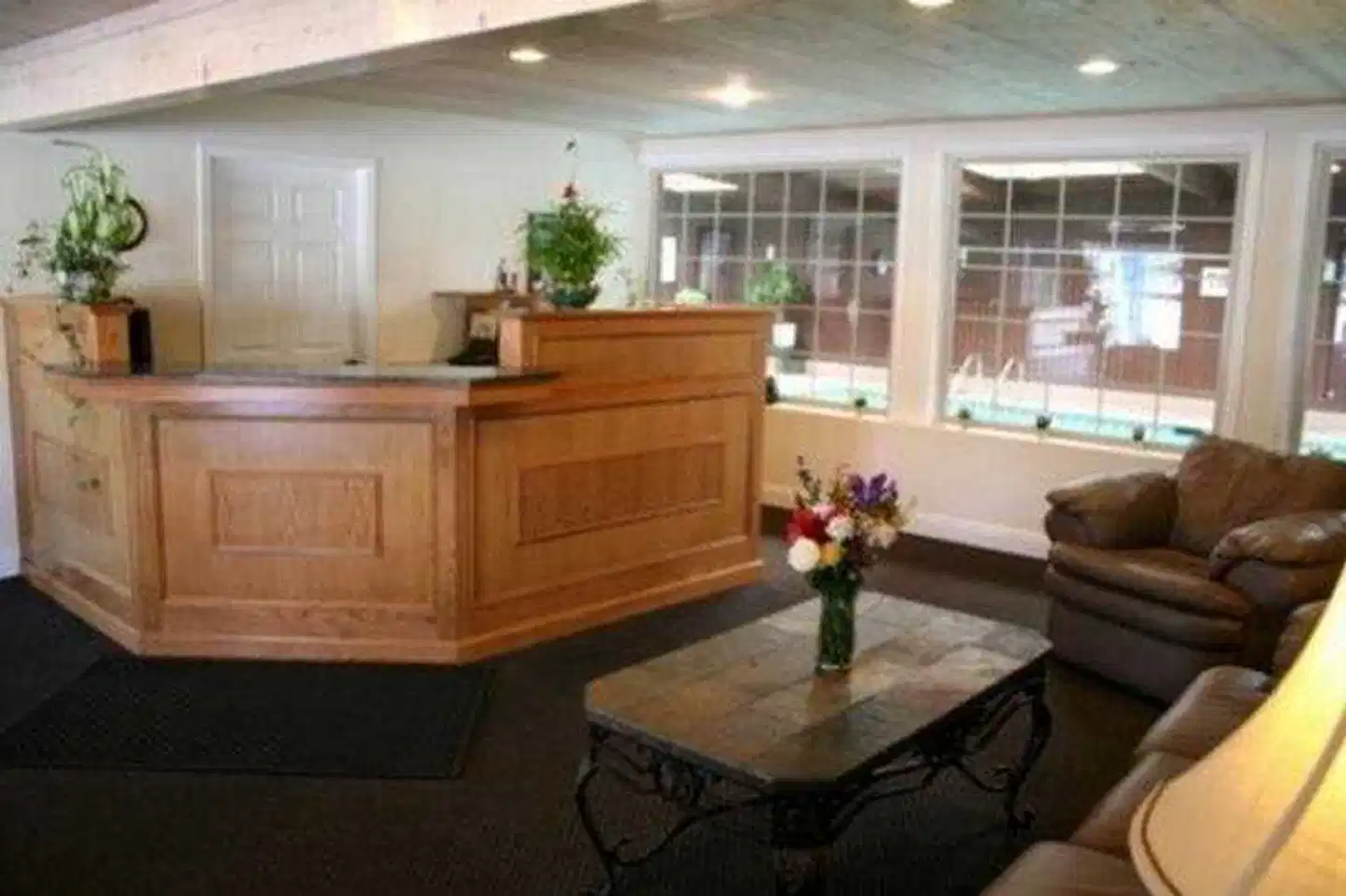 Sands by the Sea Motel Lobby