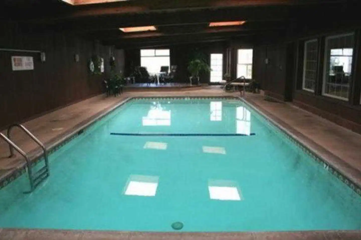 Sands by the Sea Motel Pool