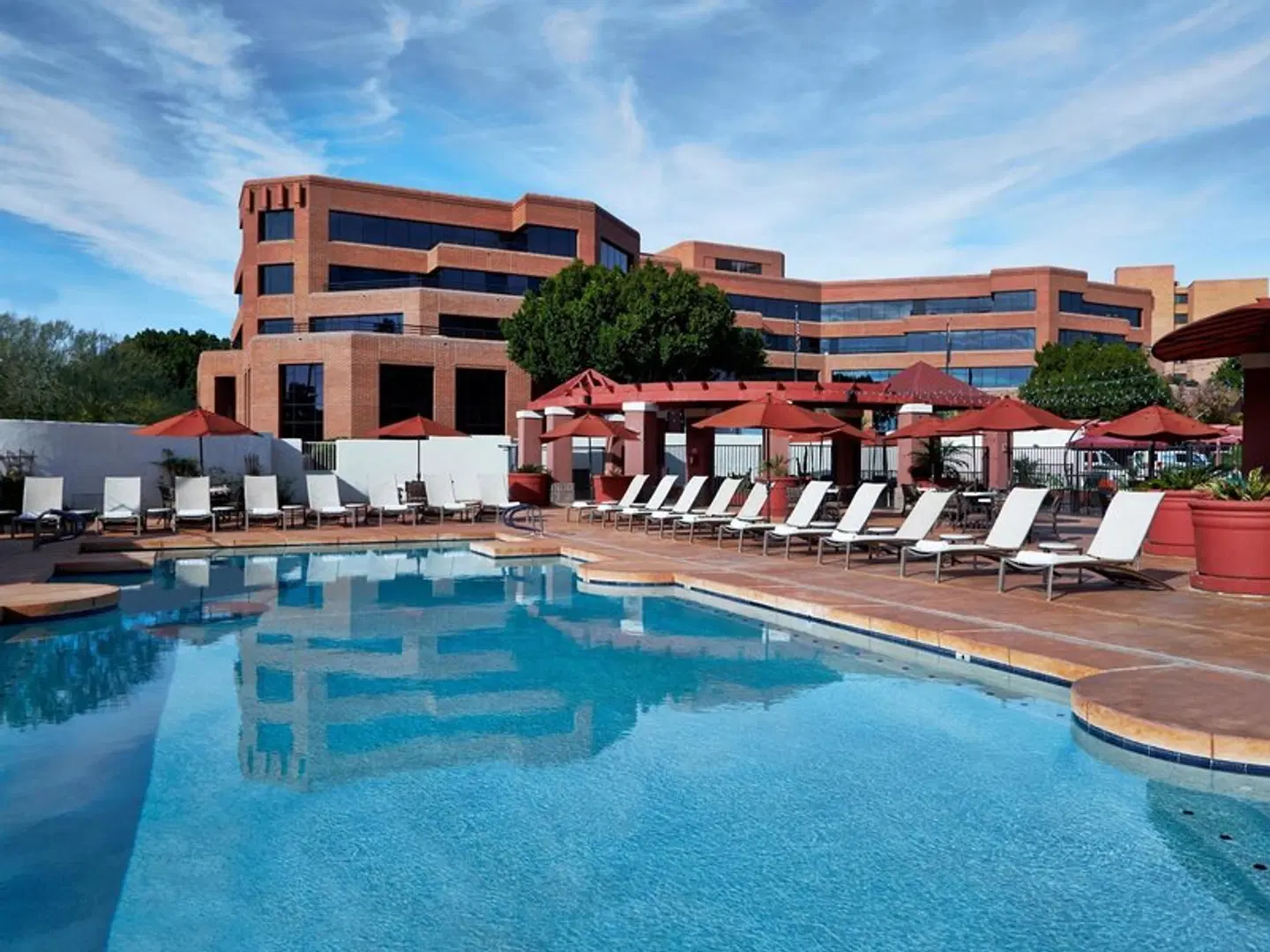 Hilton Garden Inn Scottsdale Old Town OUTDOOR_POOL