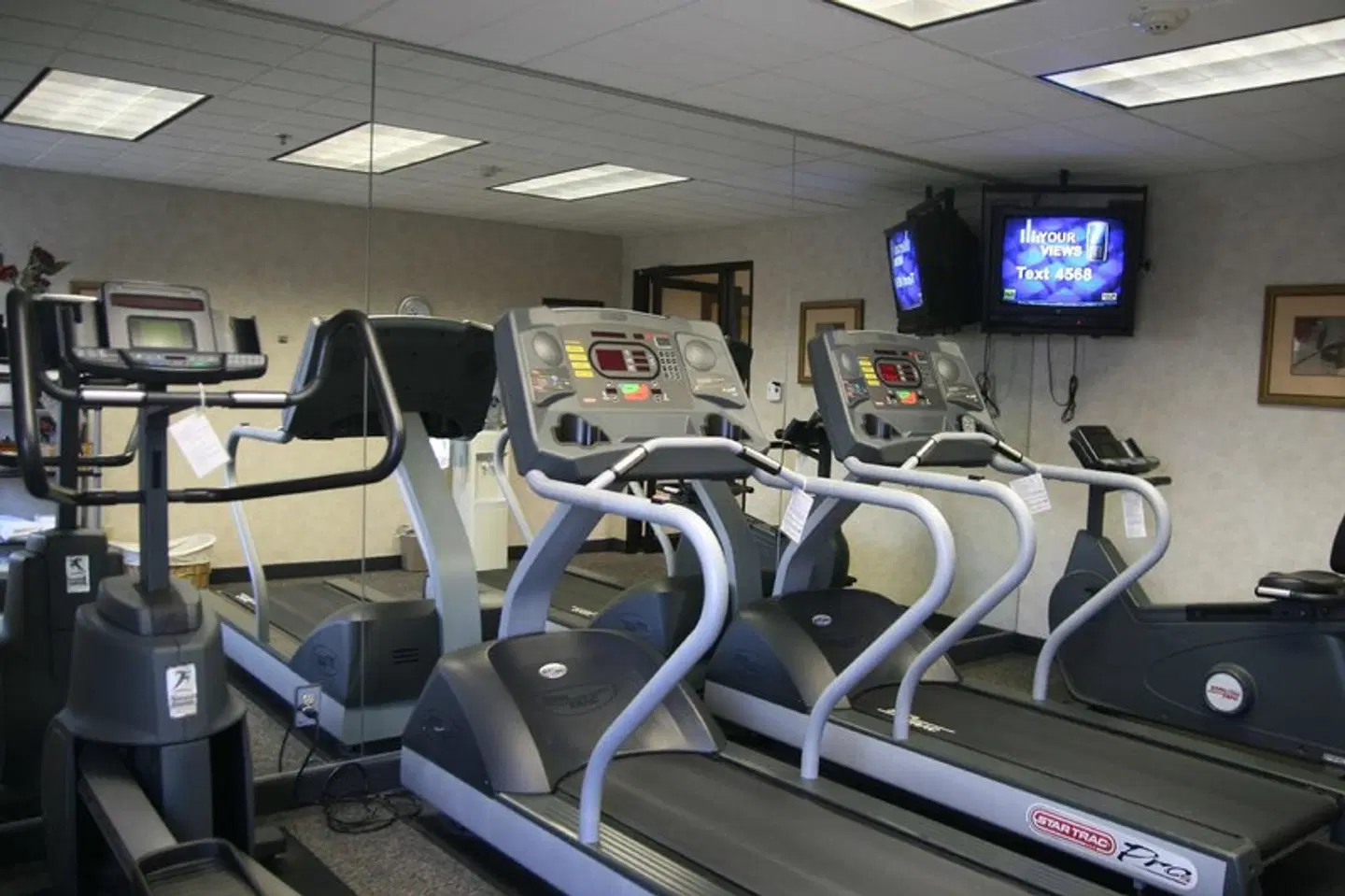 Hampton Inn Columbus-Airport SPORTS_AND_LEISURE