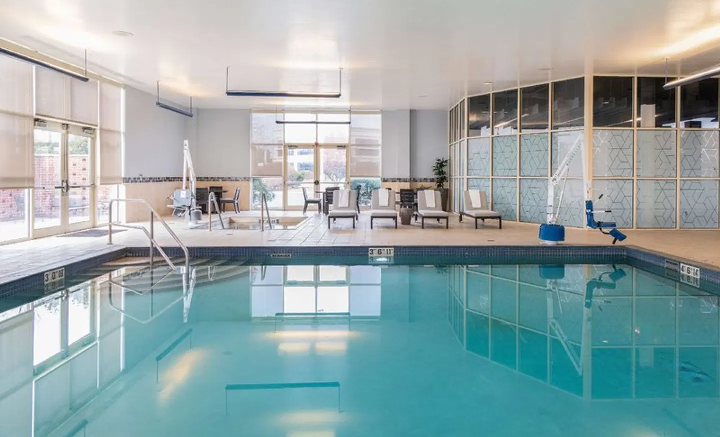 Hilton Columbus/Polaris Hallenbad