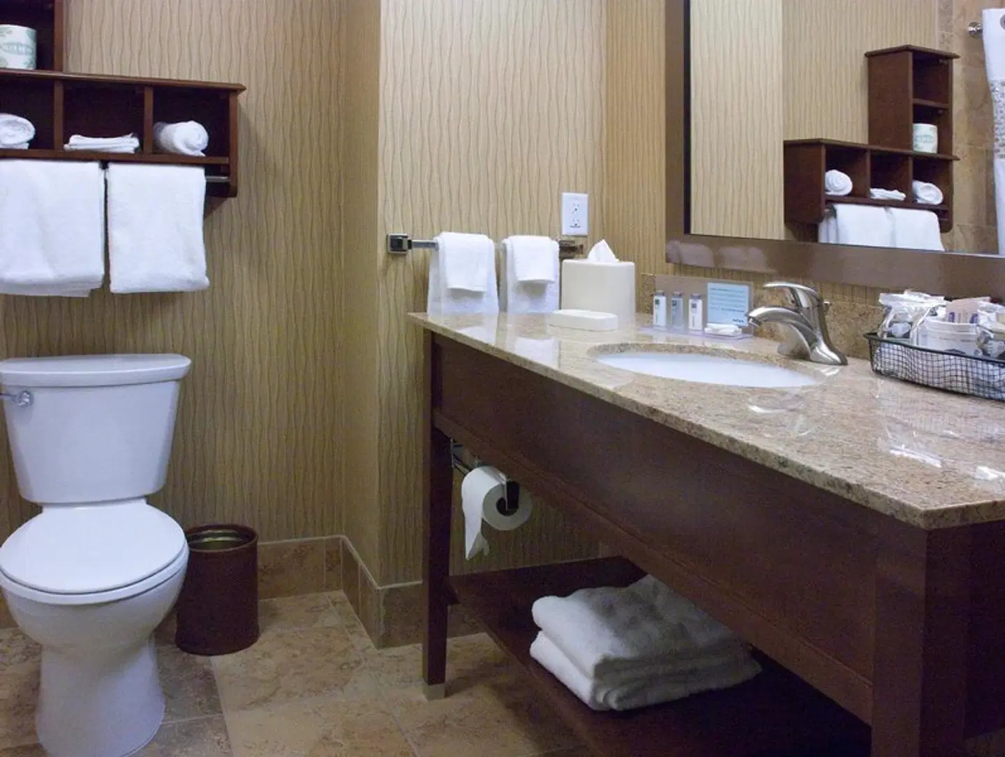 Hampton Inn Oxford/Miami University Area Badezimmer