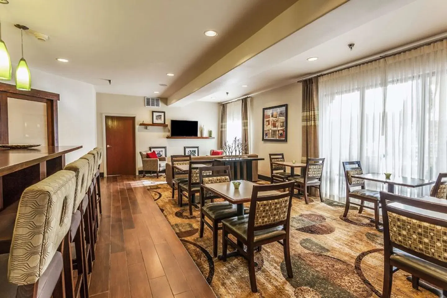 Hampton Inn Colorado Springs-Airport Bar