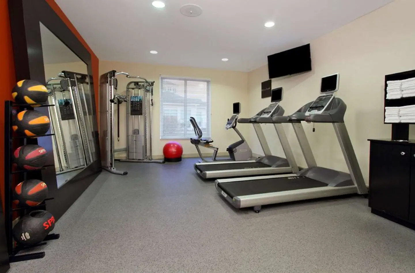 Hilton Garden Inn Columbus Airport SPORTS_AND_LEISURE