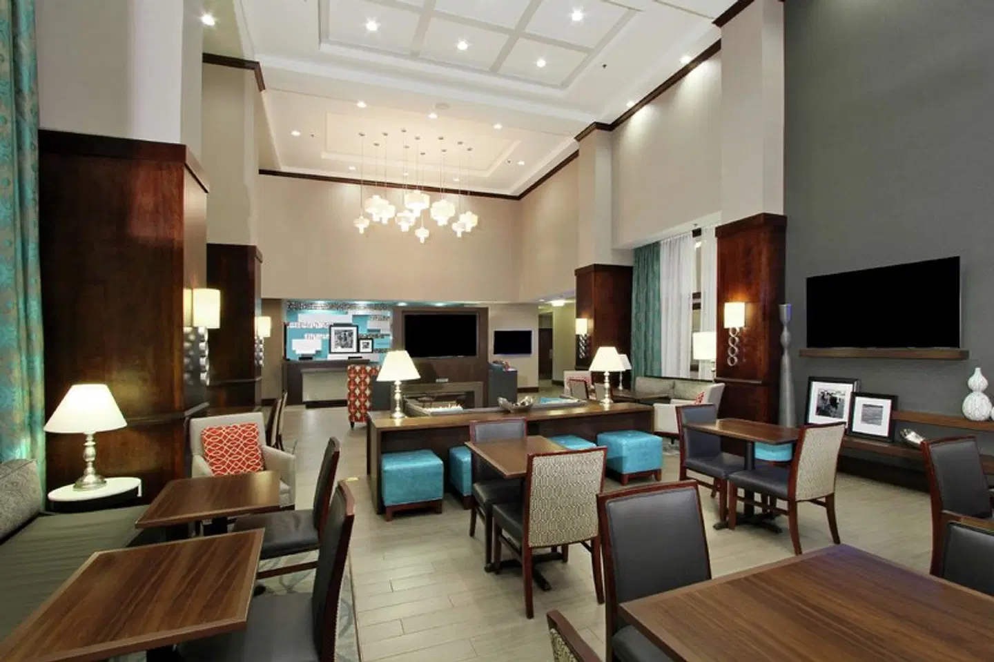 Hampton Inn & Suites Columbus/University Area Restaurant