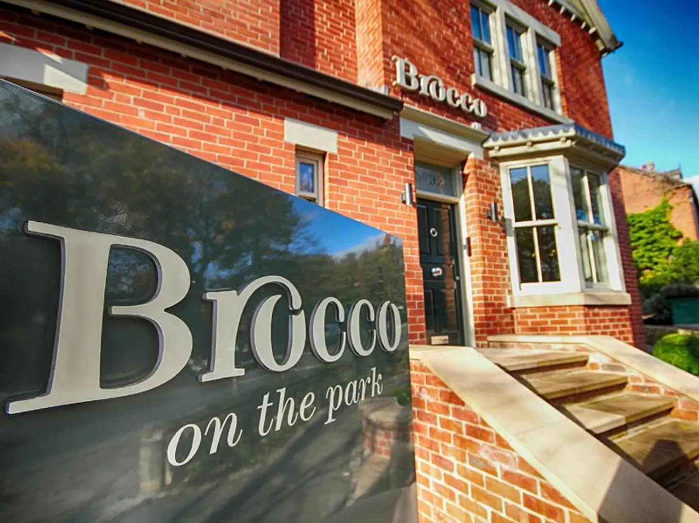 Brocco On The Park Boutique Hotel EXTERIOR