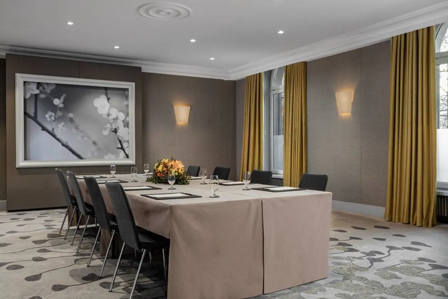The Ritz-Carlton Hotel de la Paix Konferenz