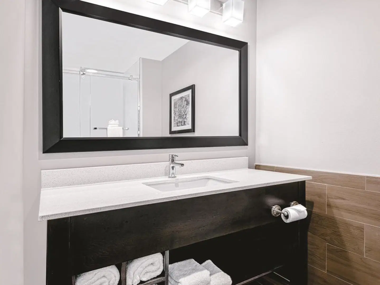 LA QUINTA INN SUITES MCALLEN CONVENTION CENTER Badezimmer
