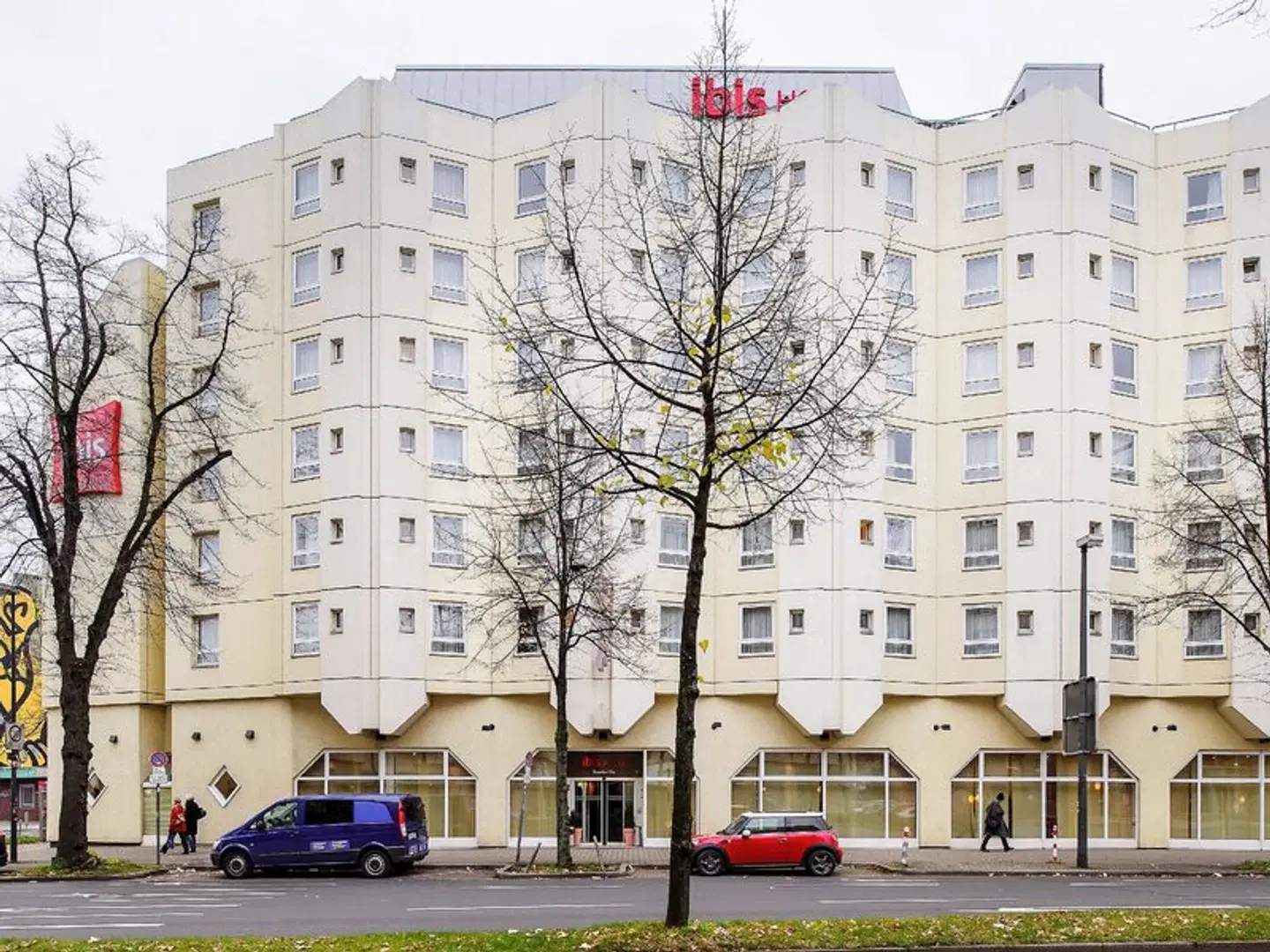 B&B Hotel Düsseldorf-Hbf EXTERIOR