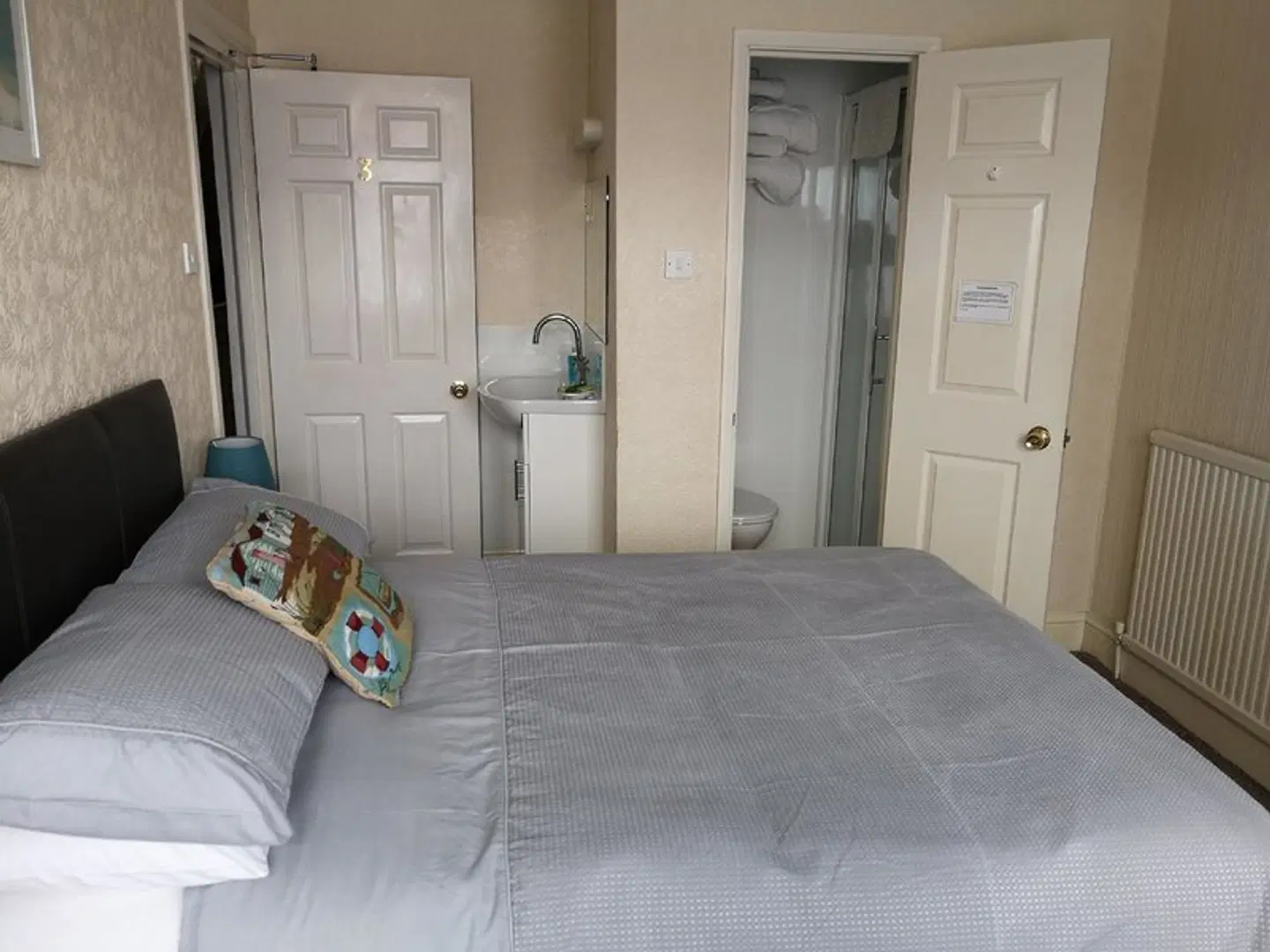 The Phoenix Guest House ROOM_EXAMPLE