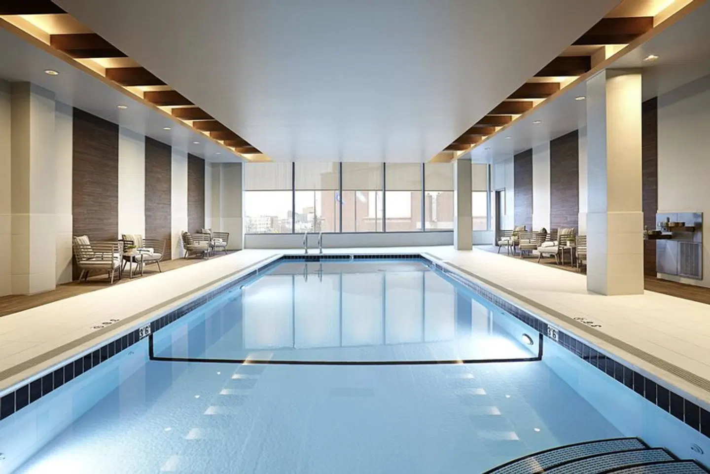 JW Marriott Minneapolis Mall of America Hallenbad