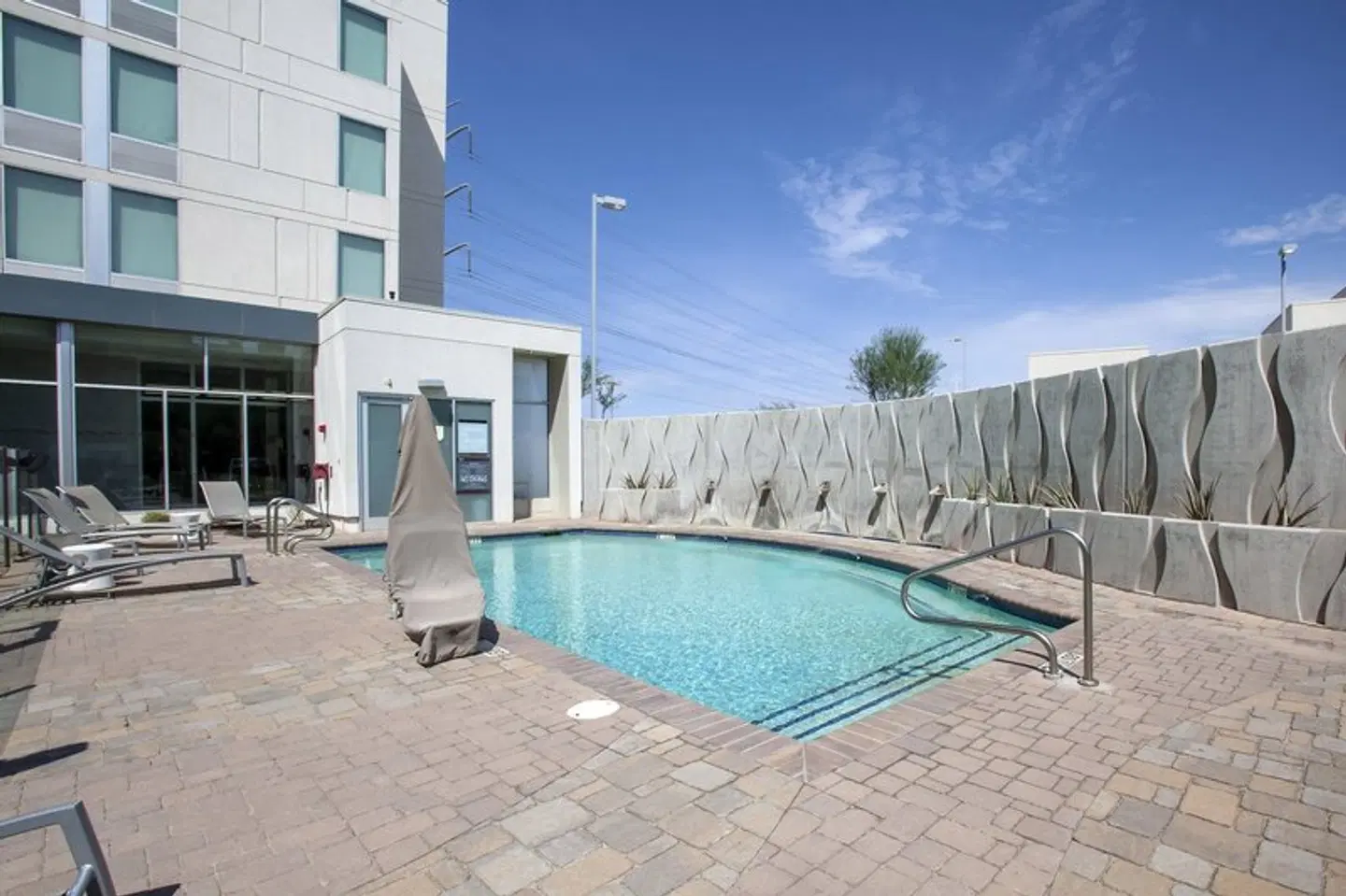 Aloft Tempe OUTDOOR_POOL