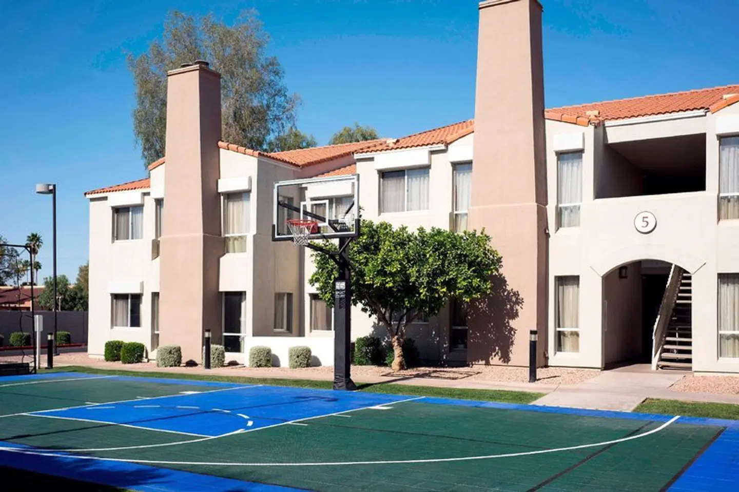 Sonesta ES Suites Scottsdale Paradise Valley EXTERIOR