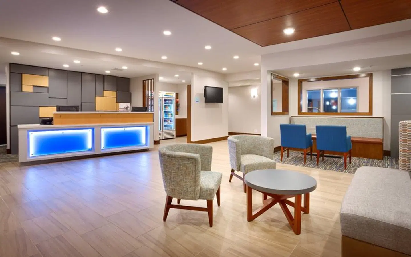Holiday Inn Express & Suites El Paso I-10 East by IHG LOUNGE_LOBBY