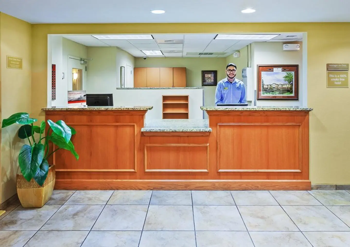 Candlewood Suites El Paso by IHG LOUNGE_LOBBY