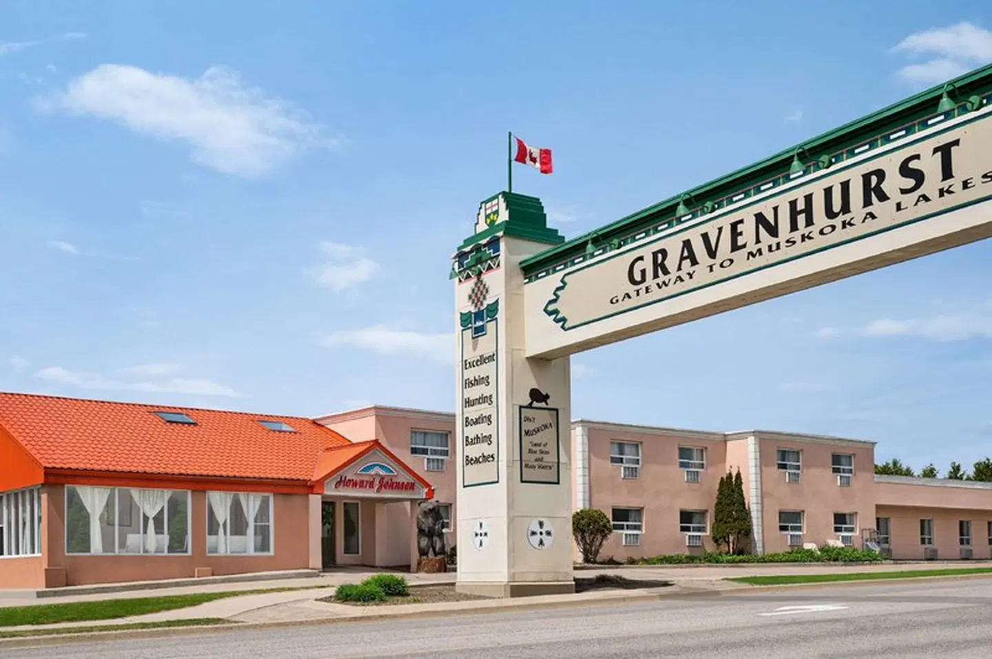 Howard Johnson by Wyndham Gravenhurst EXTERIOR