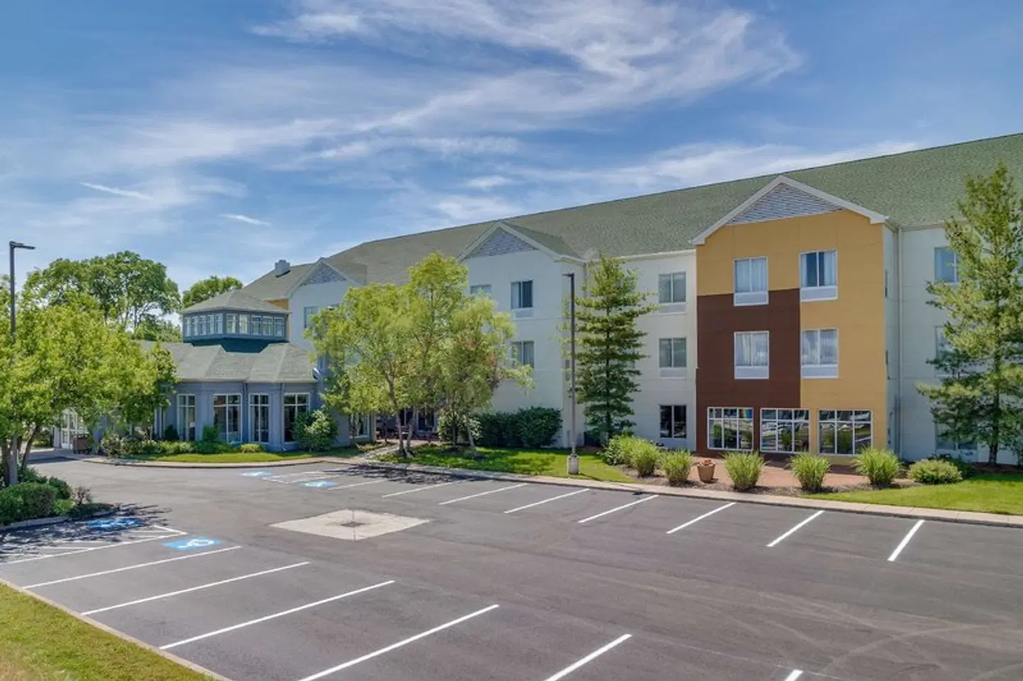Hilton Garden Inn Cincinnati/Sharonville EXTERIOR