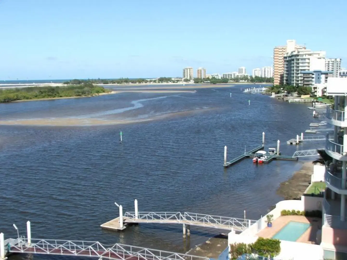 On The River Apartments LANDSCAPE