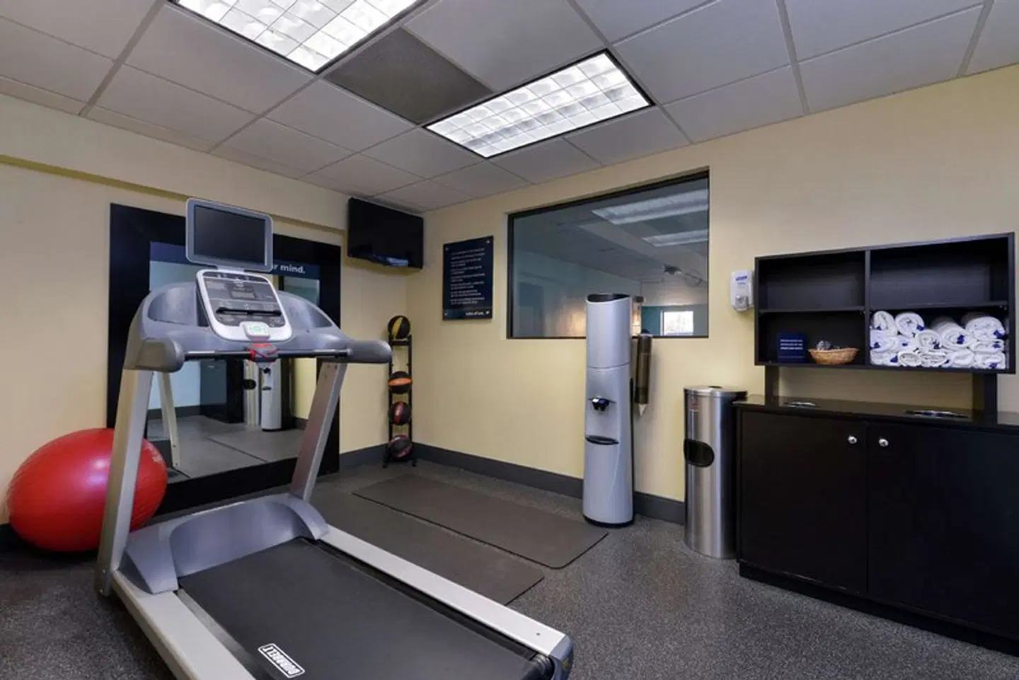 Hampton Inn Columbus-East SPORTS_AND_LEISURE