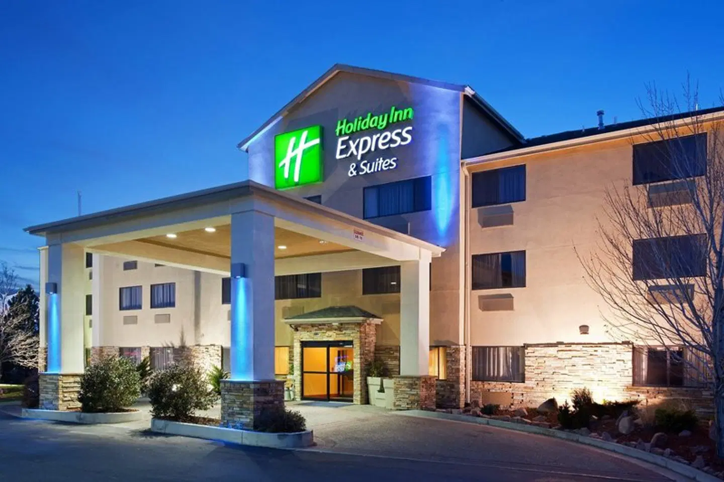 Holiday Inn Express & Suites Colorado Springs North by IHG EXTERIOR