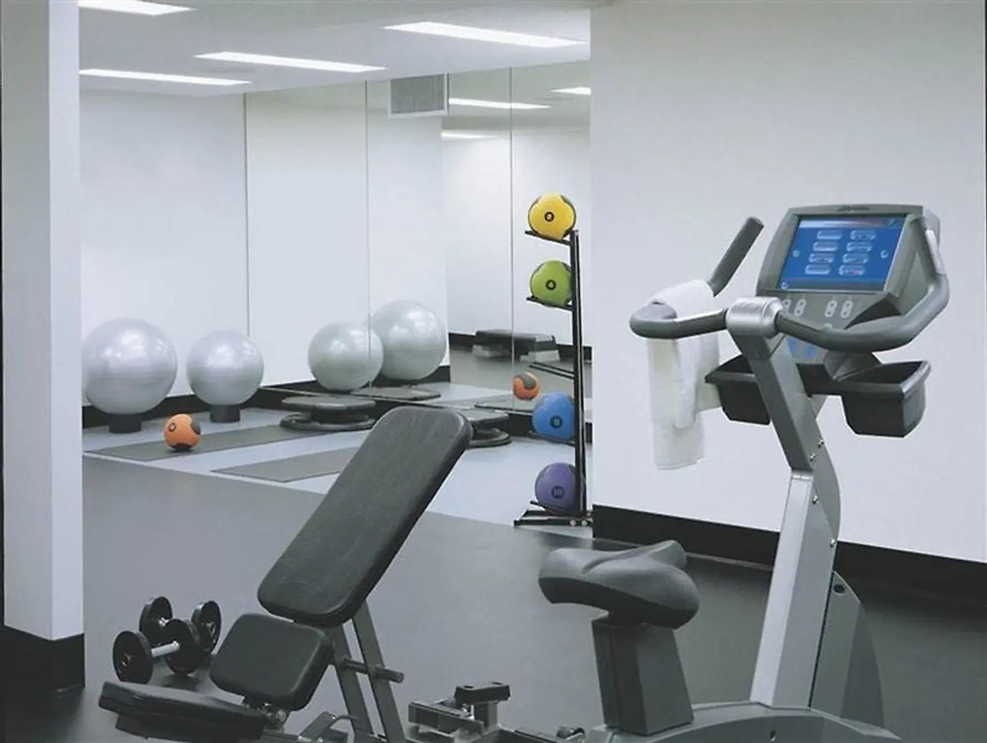 Hyatt Regency Cincinnati SPORTS_AND_LEISURE