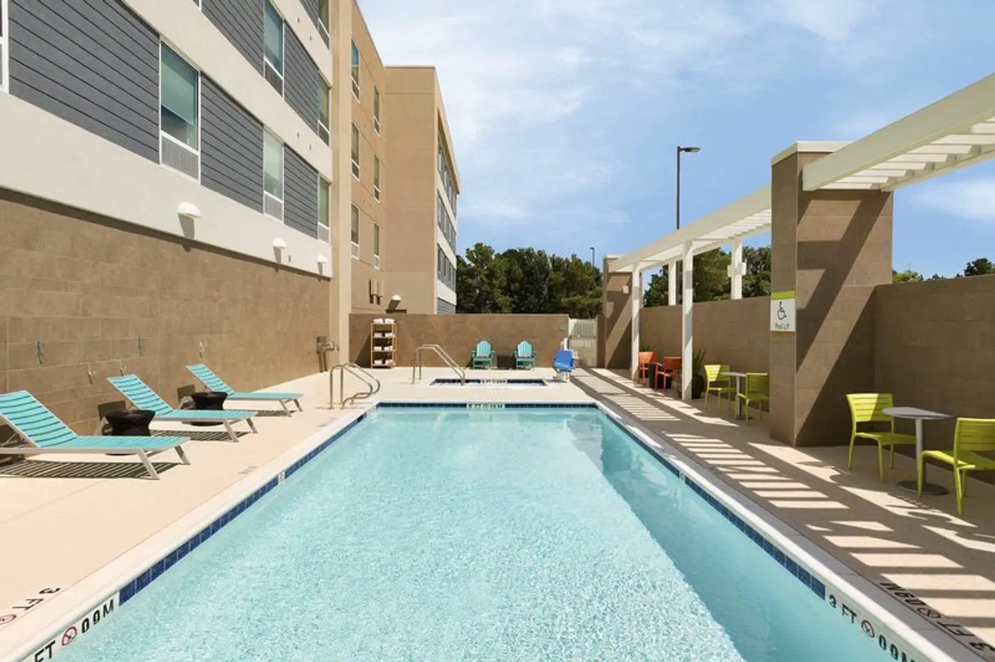 Home2 Suites by Hilton Houston Willowbrook OUTDOOR_POOL