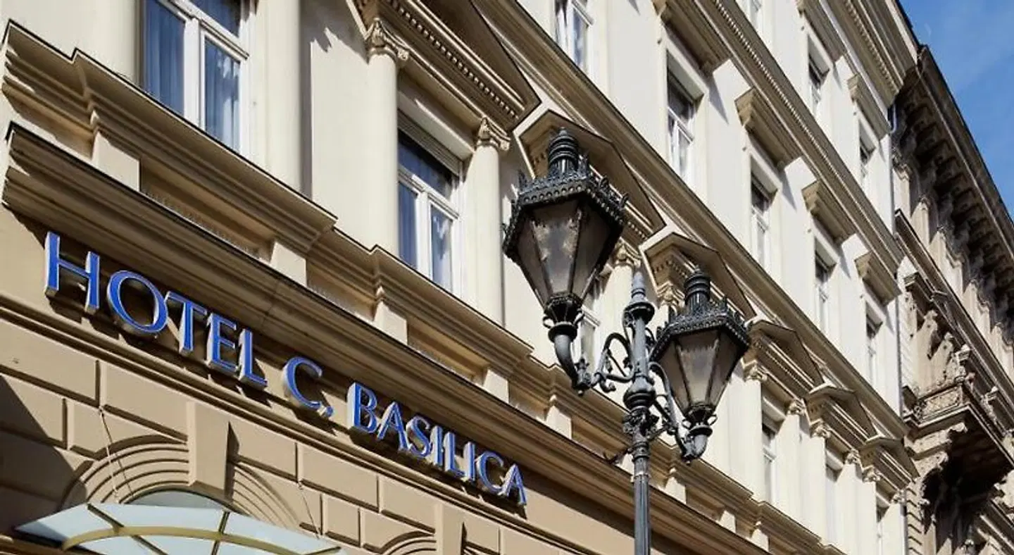 Central Basilica EXTERIOR