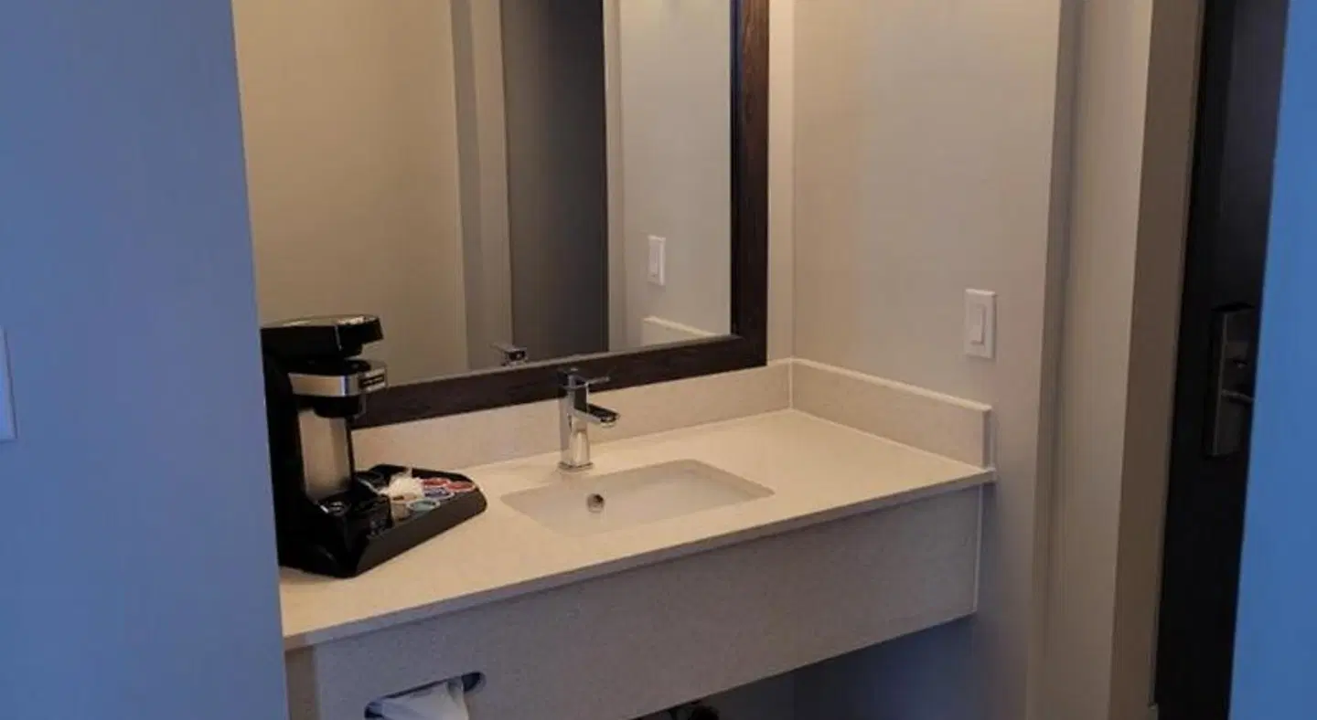 Best Western Laval-Montreal Badezimmer