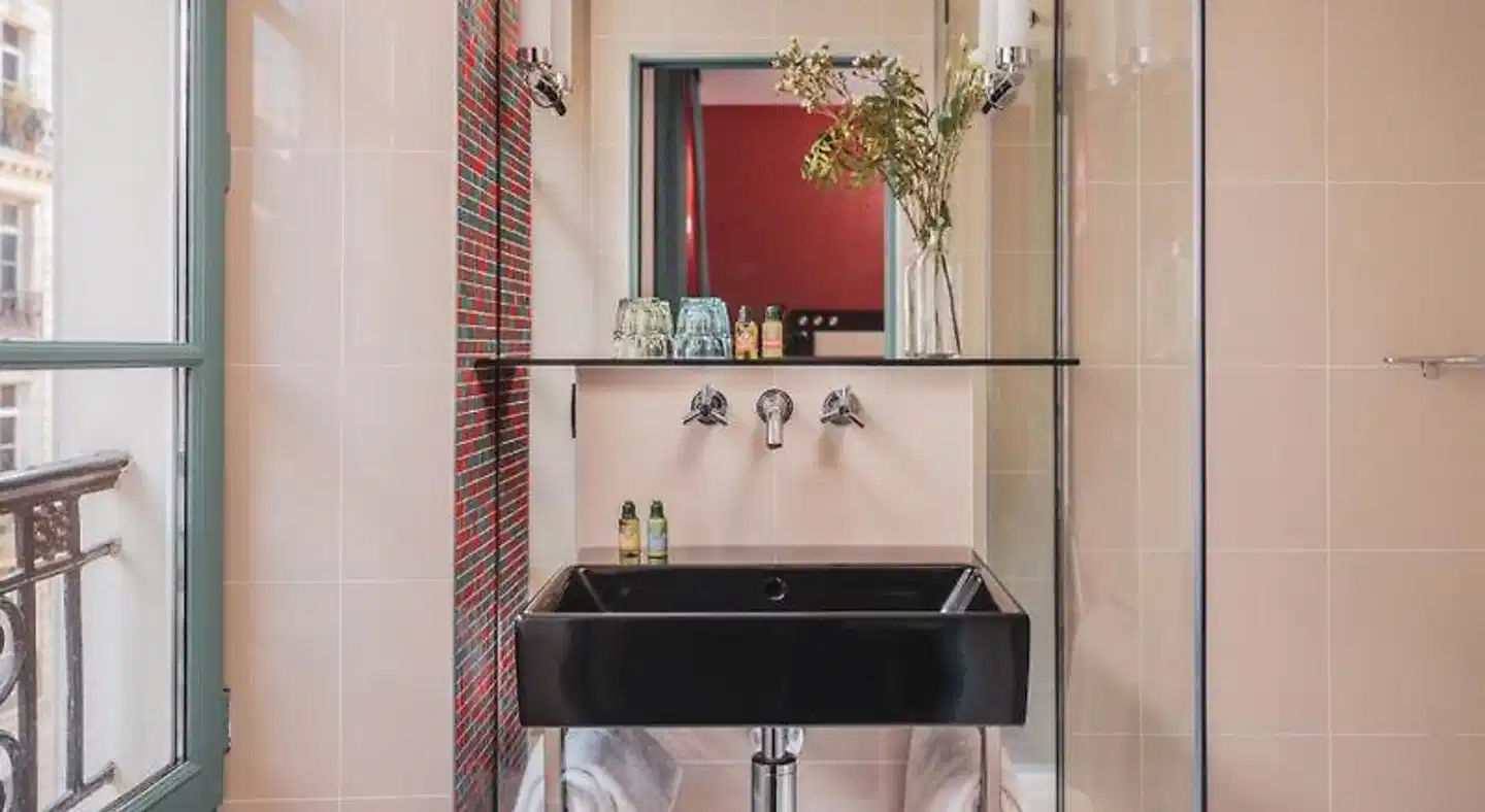 Le Petit Paris Badezimmer