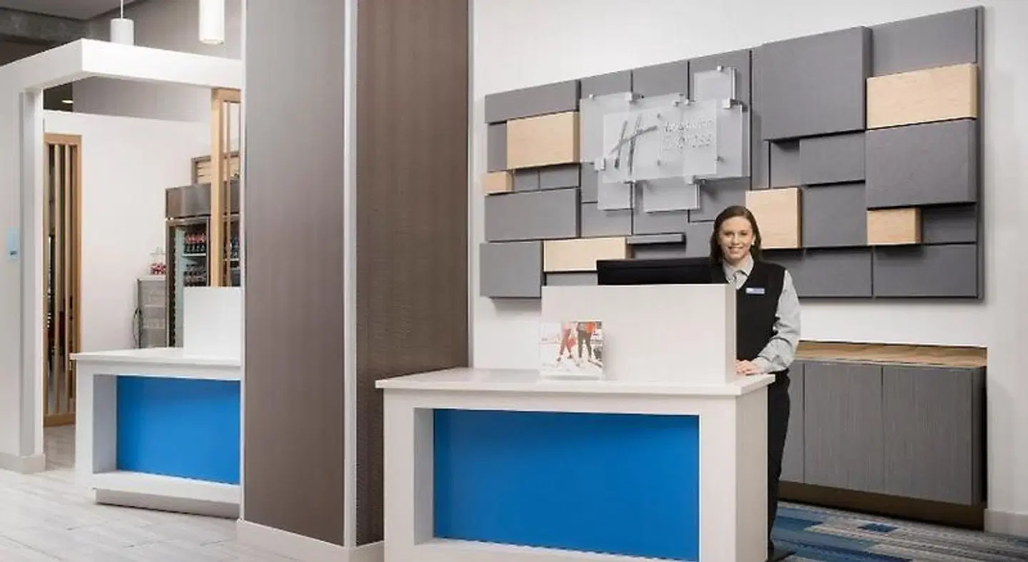 Holiday Inn Express Pensacola Downtown by IHG MODEL_IMPRESSION