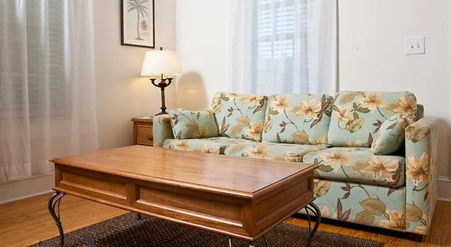 Island City House ROOM_EXAMPLE