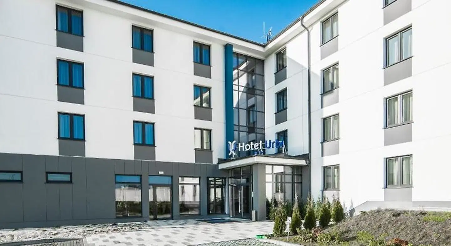 Hotel Urbi EXTERIOR