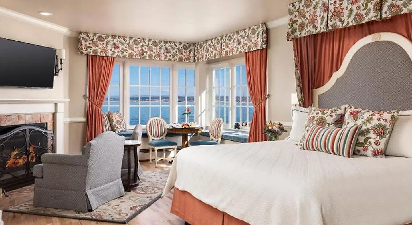 Spindrift Inn ROOM_EXAMPLE