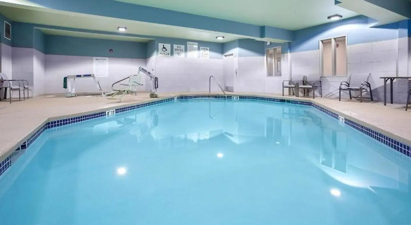 Liberty Inn Lincoln City OR Hallenbad